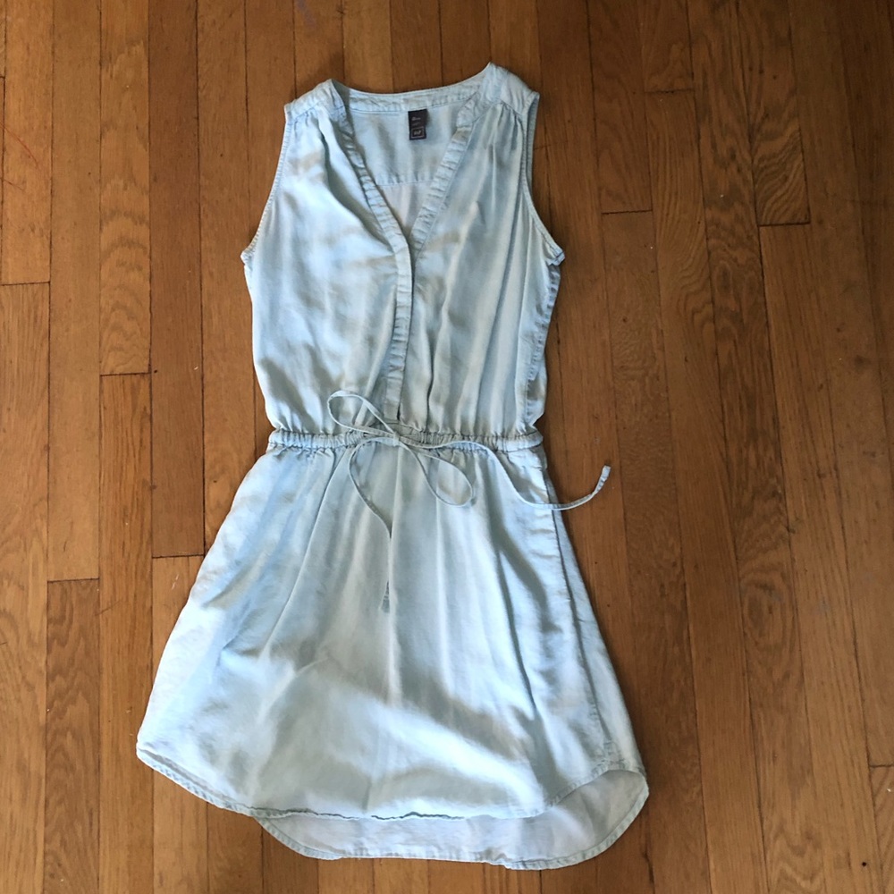 Gap chambray dress